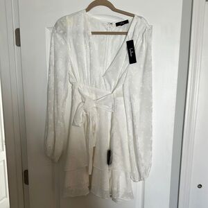 White Lulus Long-Sleeve Floral Dress